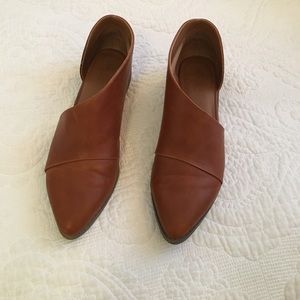 Universal Thread Cut out booties